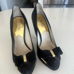 Michael Kors Black suede heels